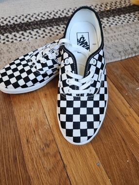 Vans black and white checkers Tie Up